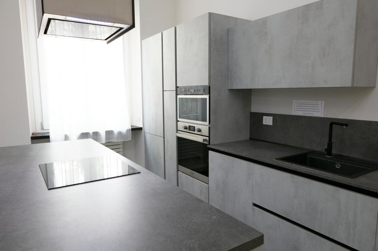 La Corte Luxury Apartment Milan Bagian luar foto